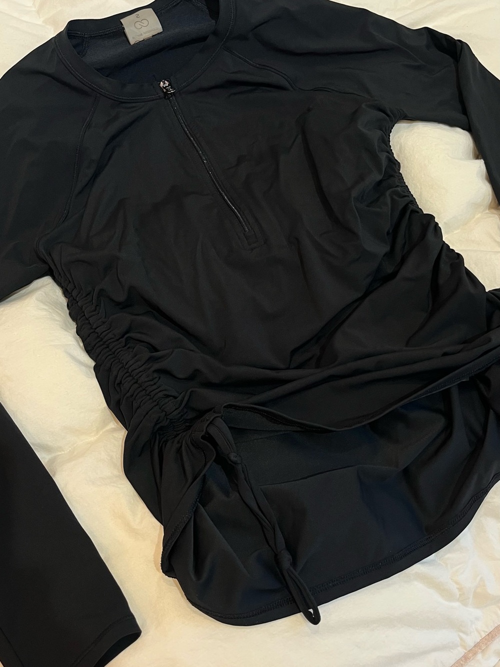 Calia by Carrie Underwood black swim shirt size small